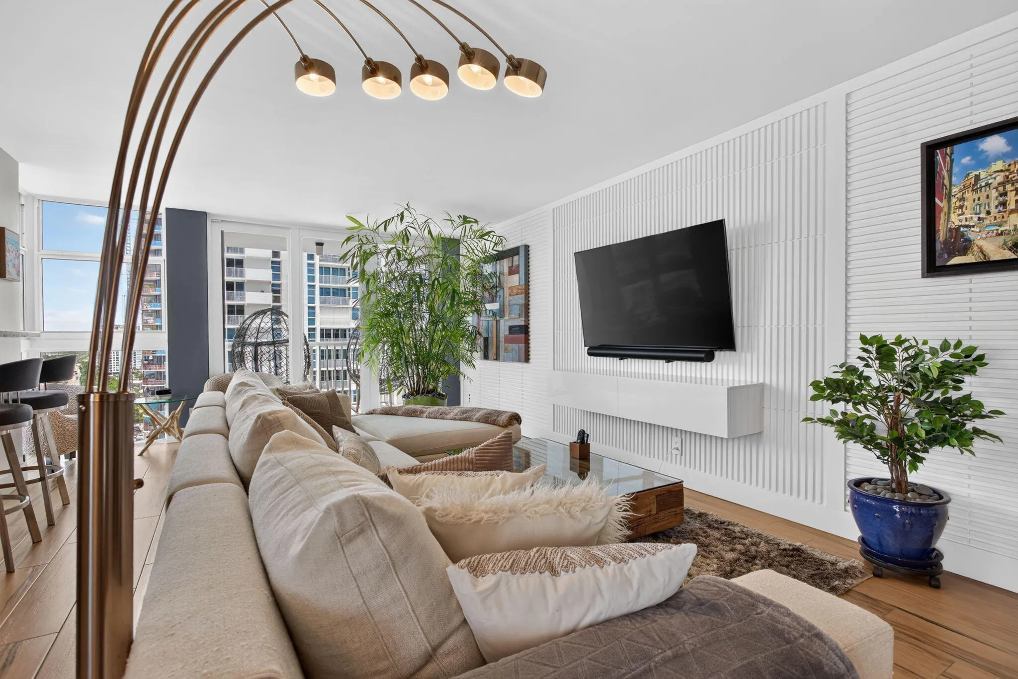 22-web-or-mls-1370-0262