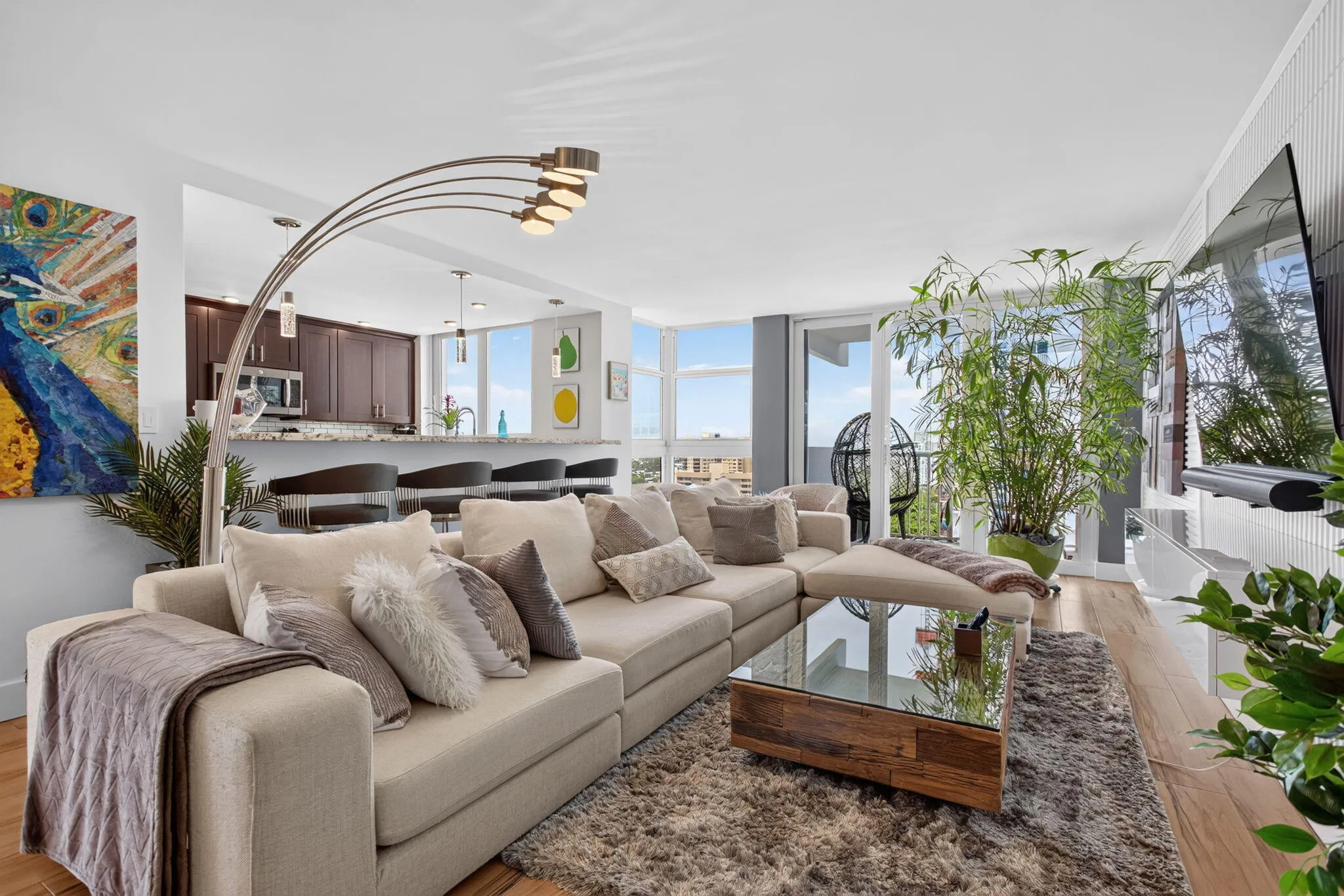 21-web-or-mls-1370-0256