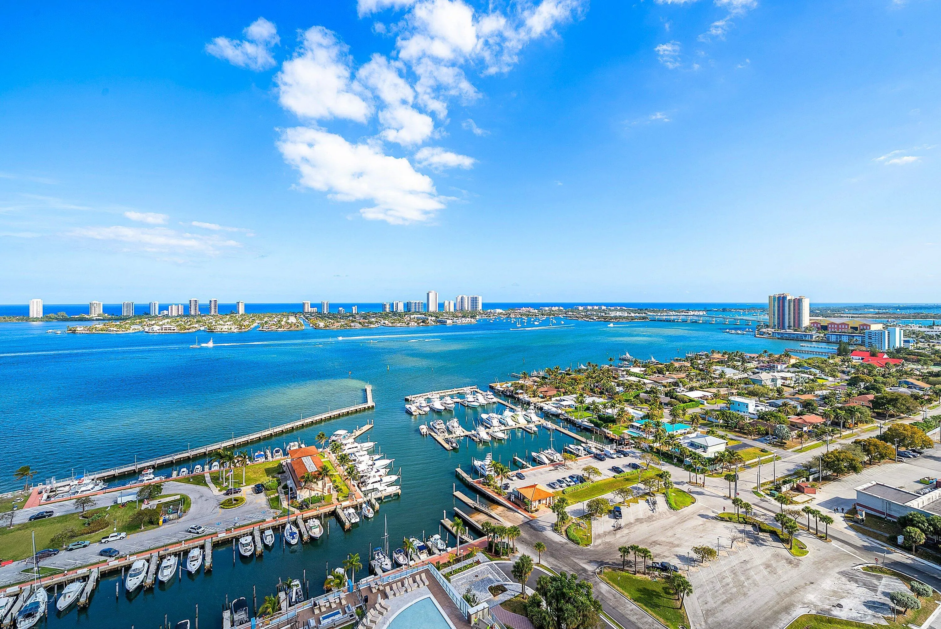 084-220LakeShoreDrive-1107-LakePark-FL-3