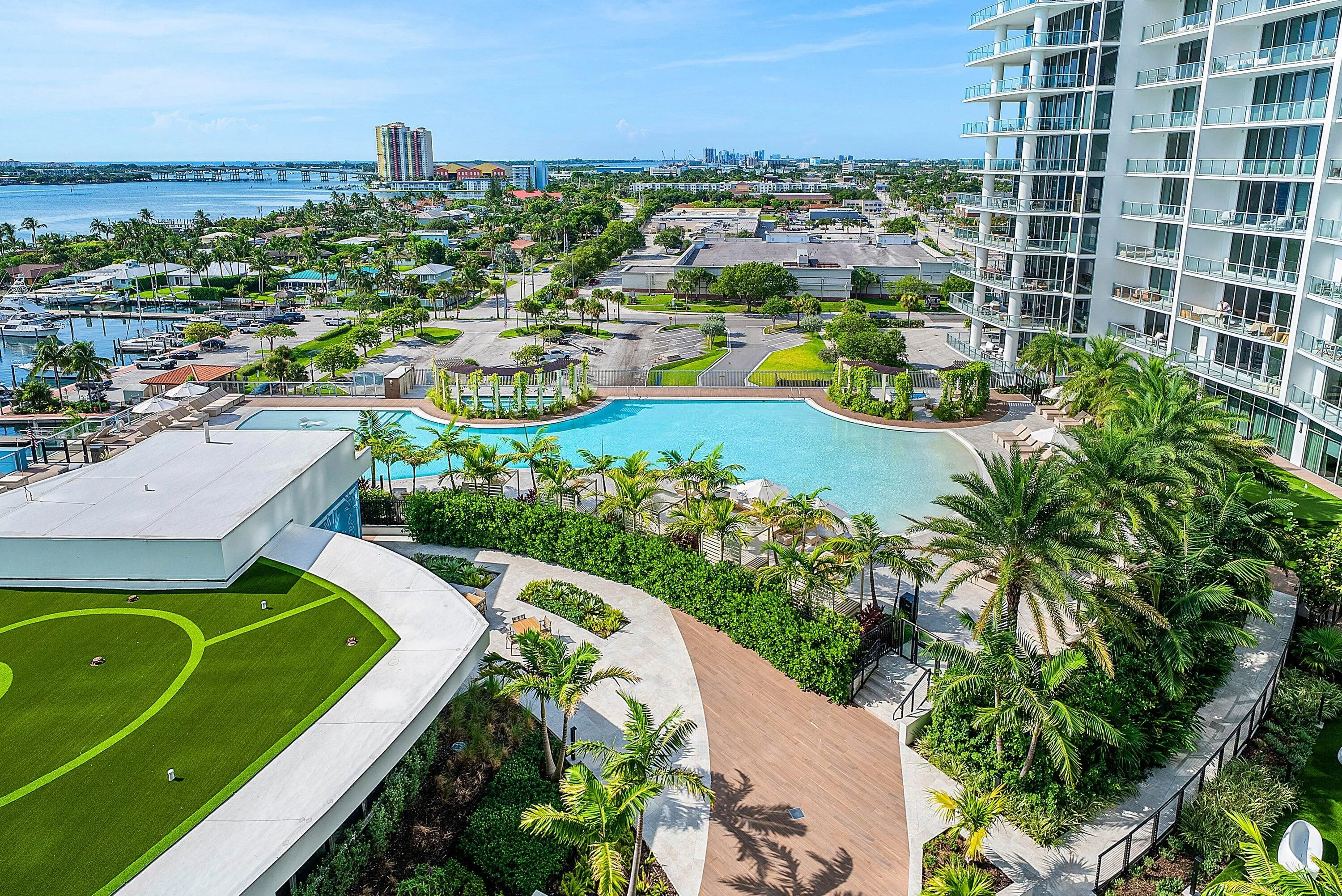 034-220LakeShoreDrive-1107-LakePark-FL-3