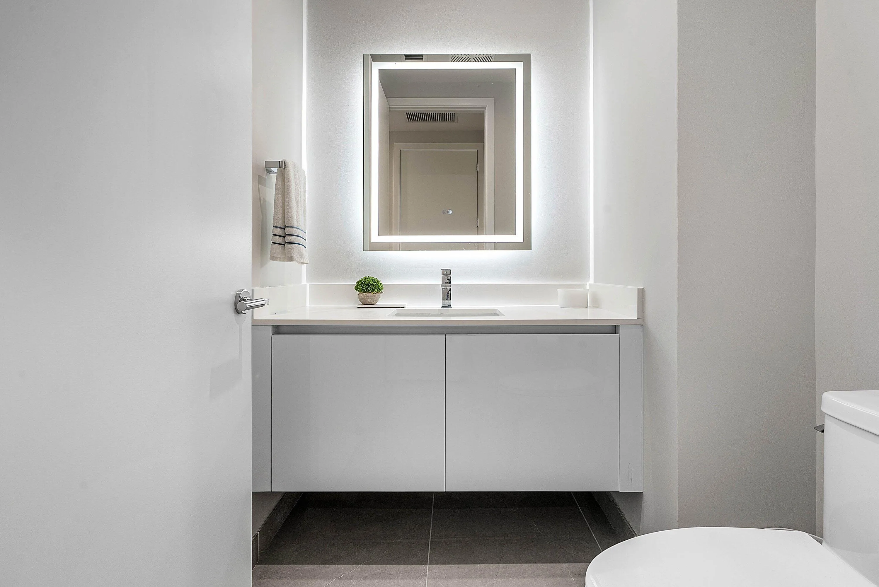 019-220LakeShoreDrive-1107-LakePark-FL-3