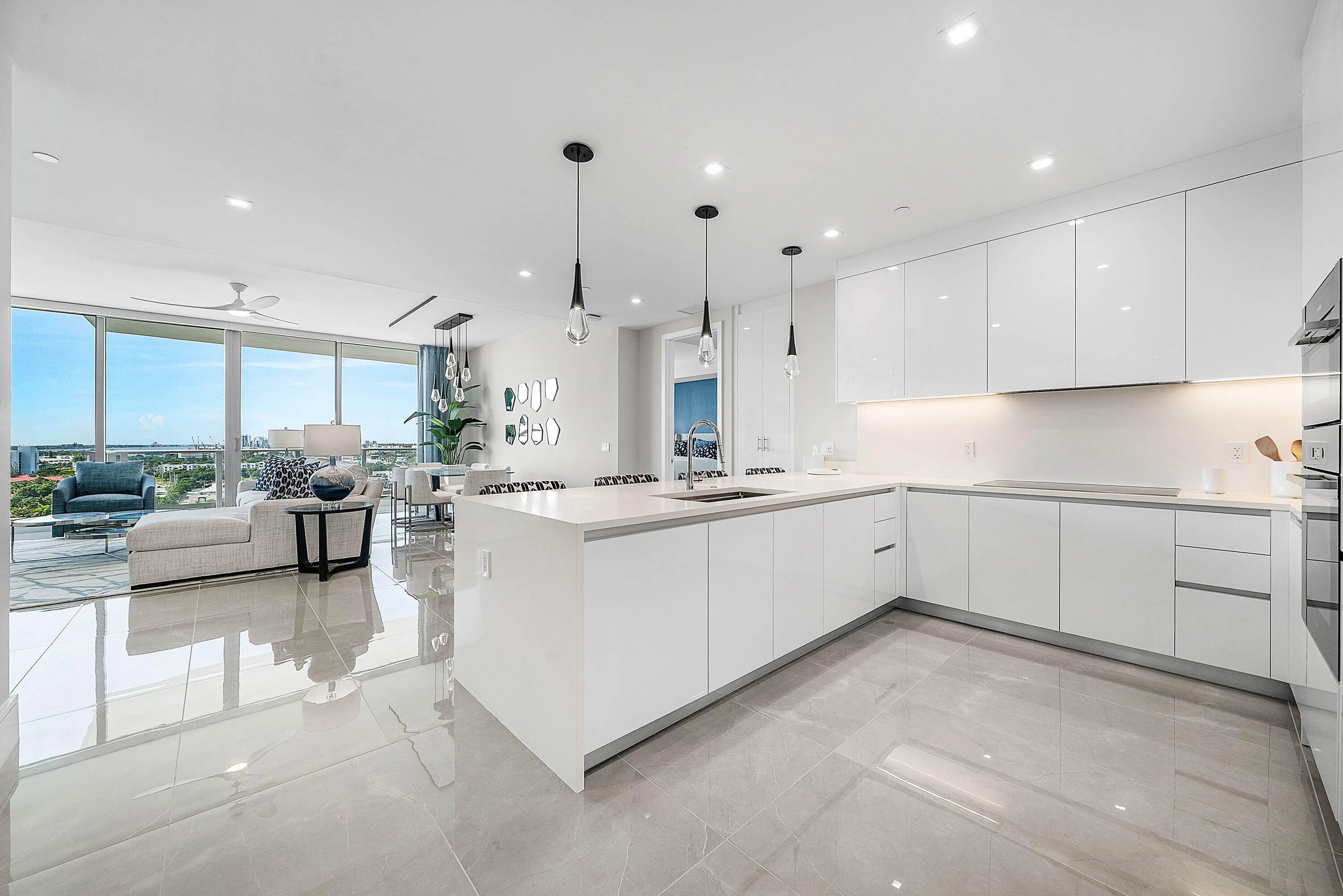 004-220LakeShoreDrive-1107-LakePark-FL-3
