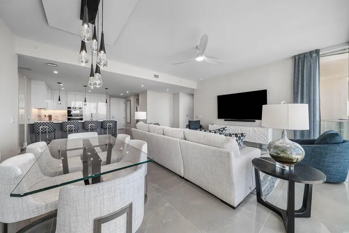 015-220LakeShoreDrive-1107-LakePark-FL-3