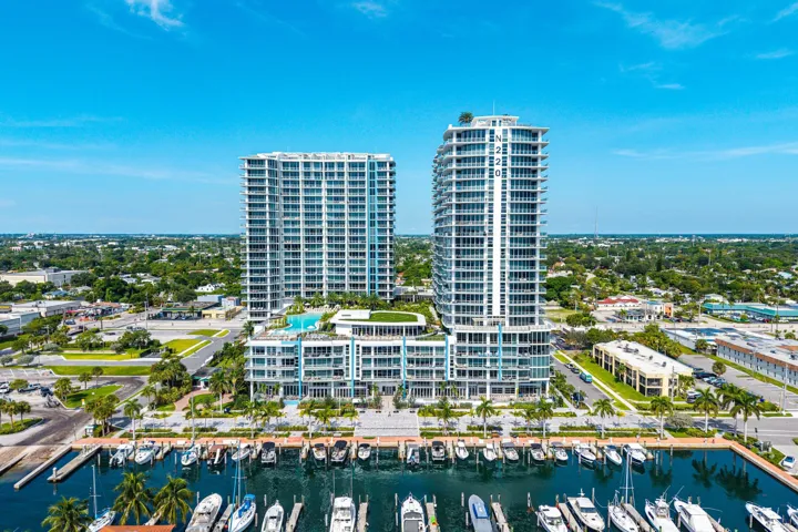 038-220LakeShoreDrive-1107-LakePark-FL-3