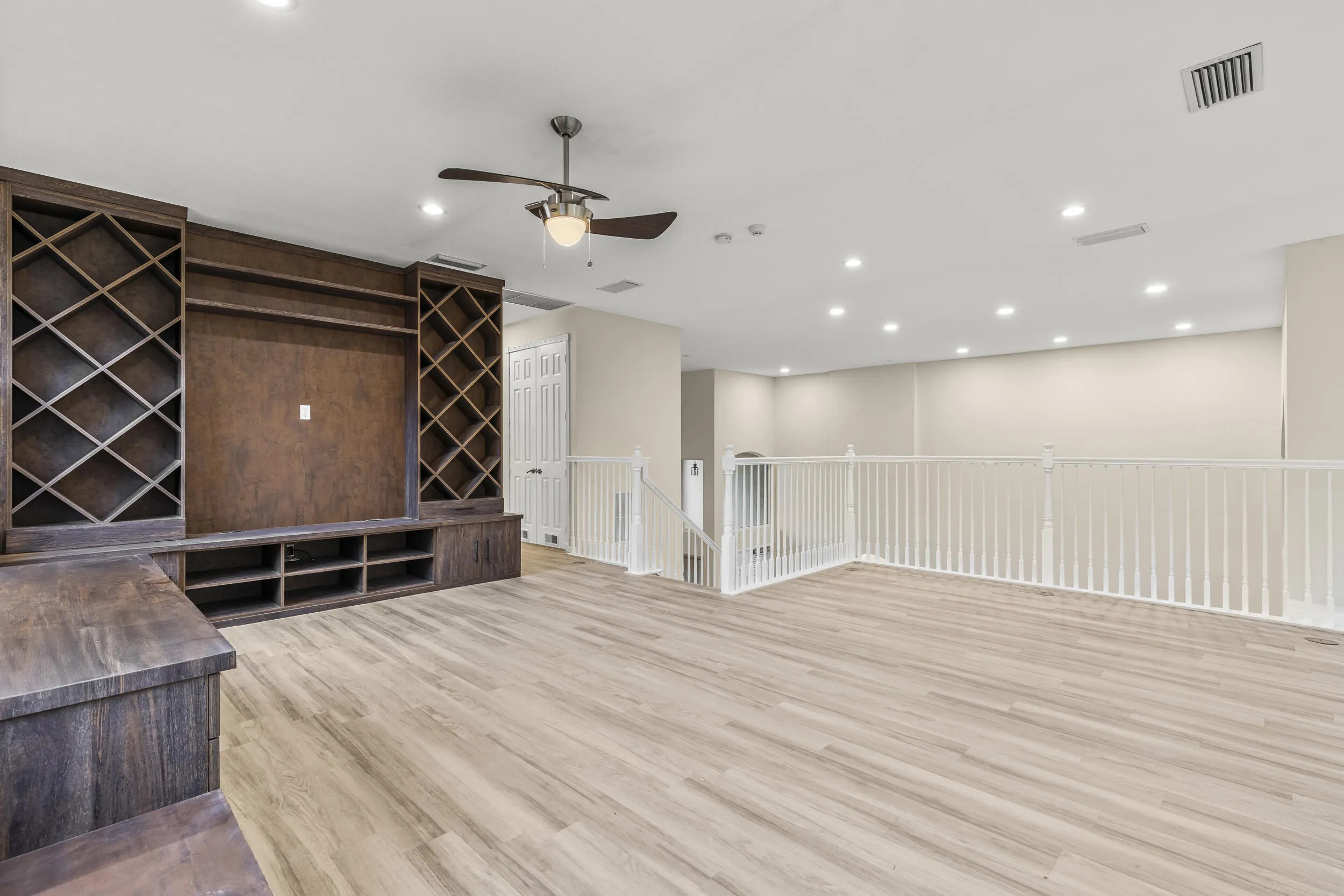 2nd story Loft with built ins