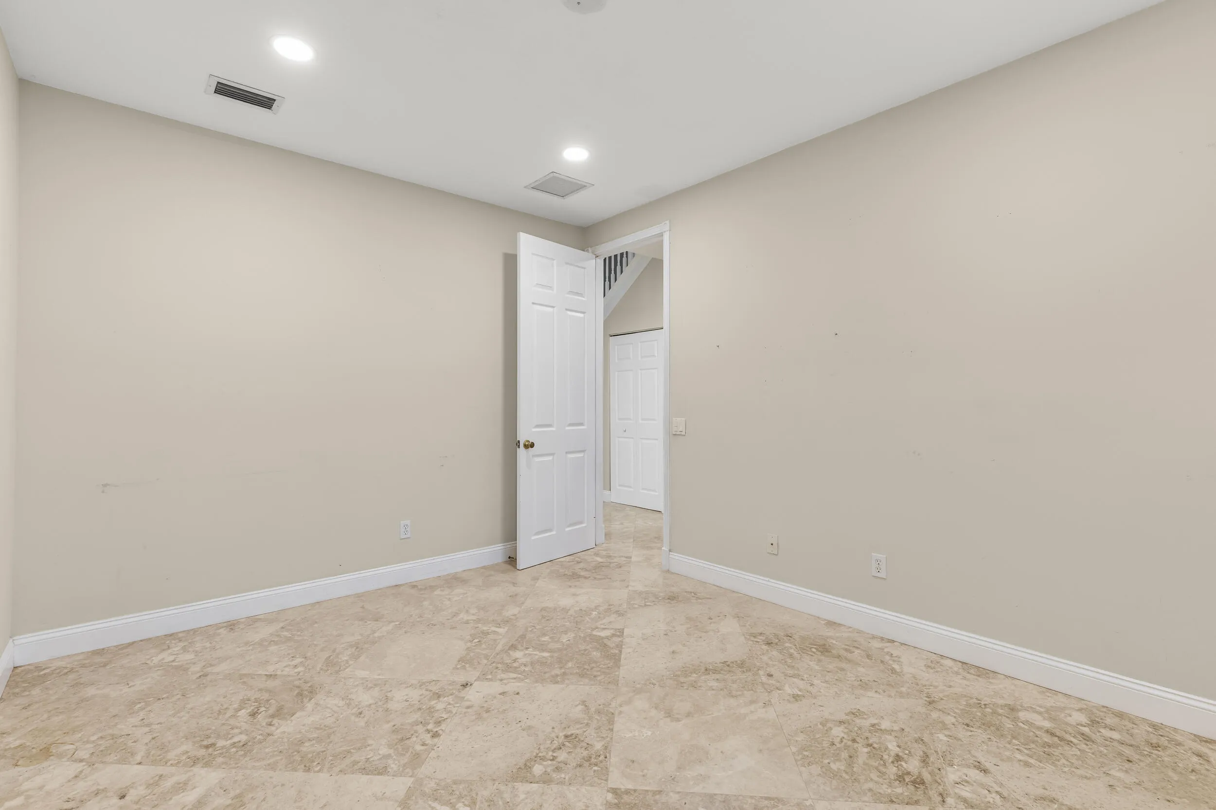 4th bedroom