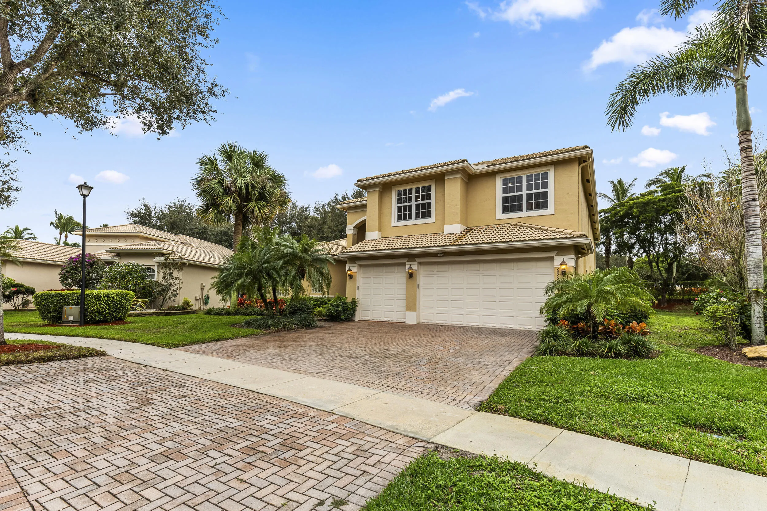 6966 Great Falls Valencia Pointe Boynton Beach FL