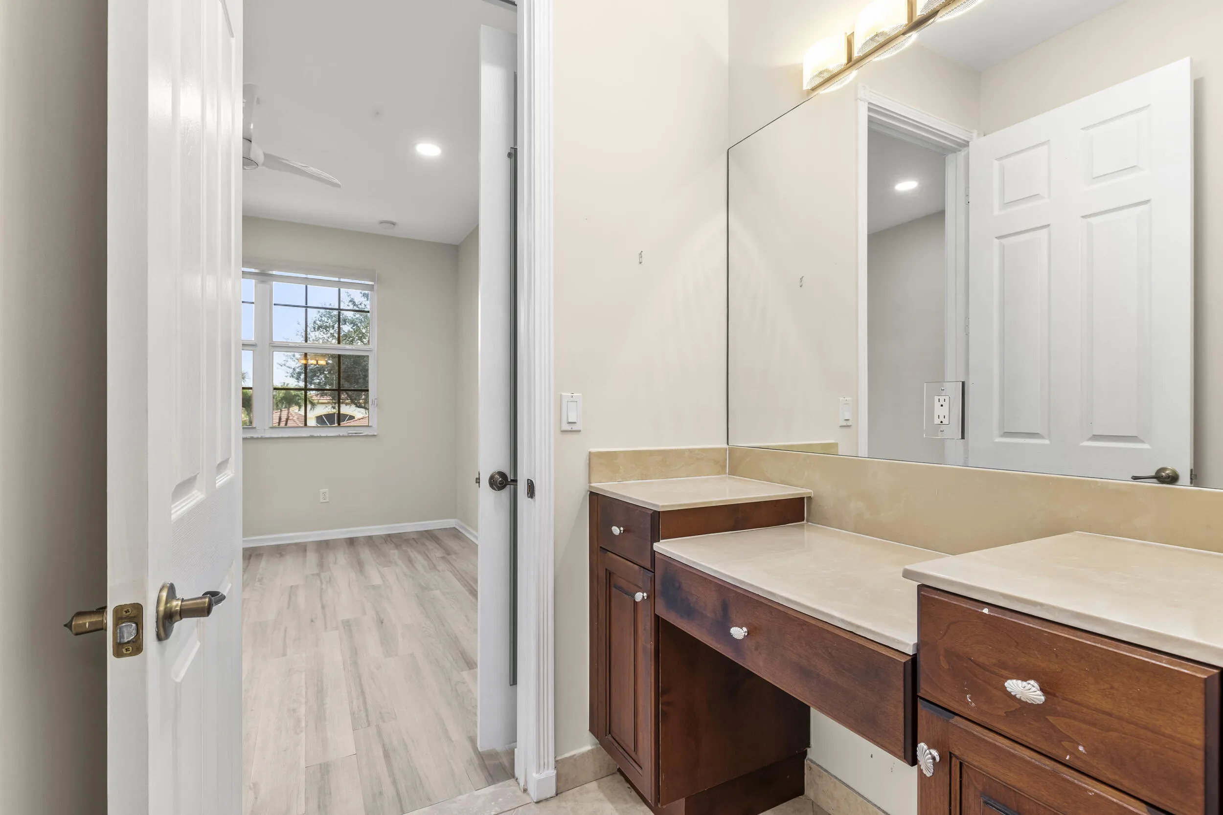 2nd story bath