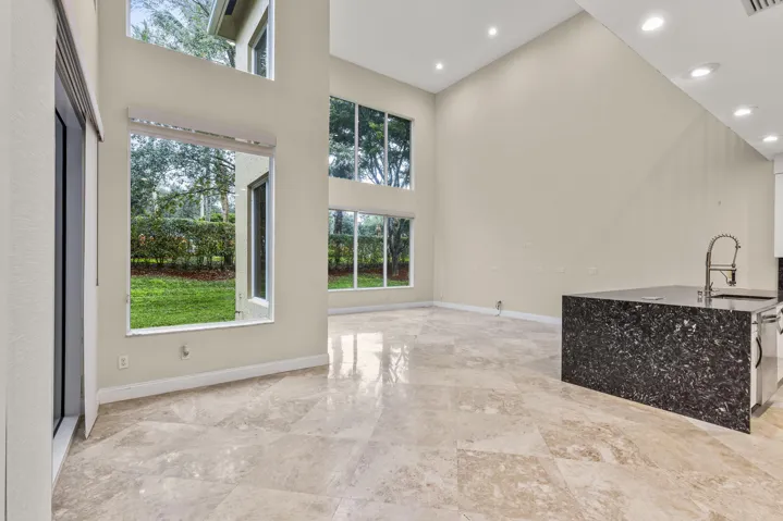 Dinette Area open floor concept