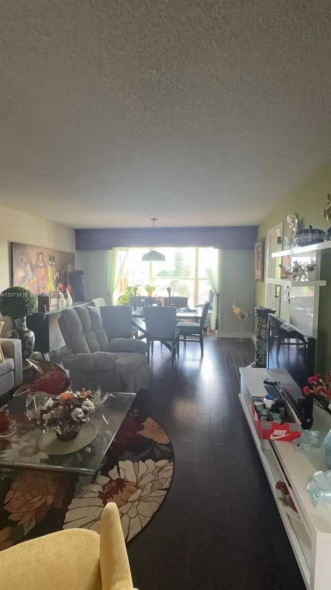 Photo 38