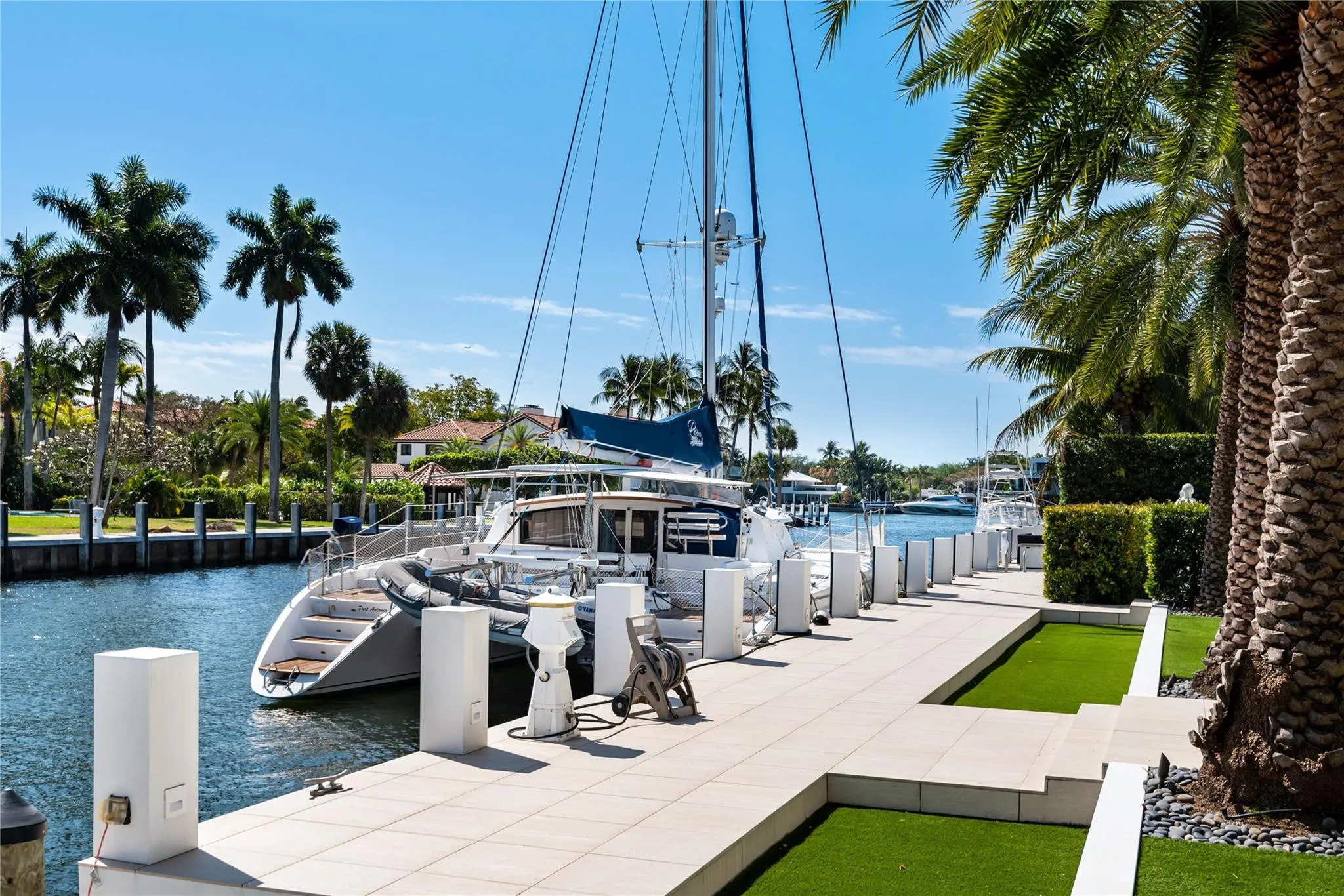 Dock