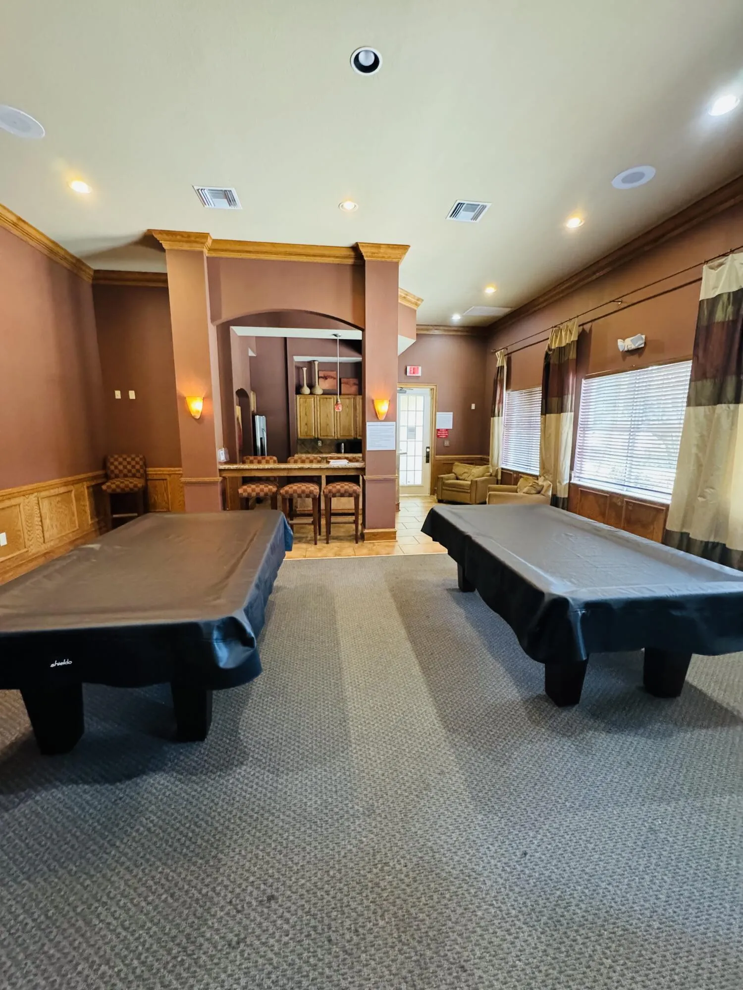 Emerald Dunes common area (1)