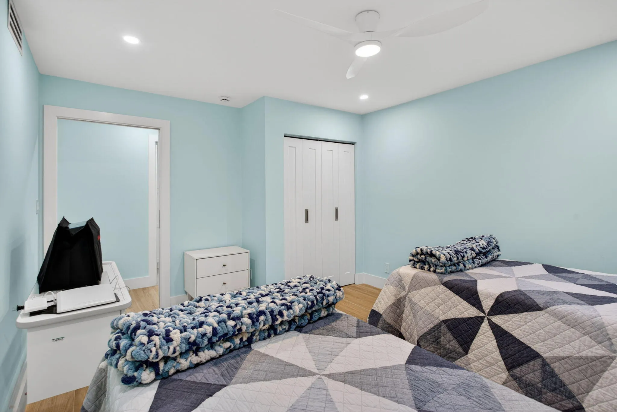 43-web-or-mls-3100-7049
