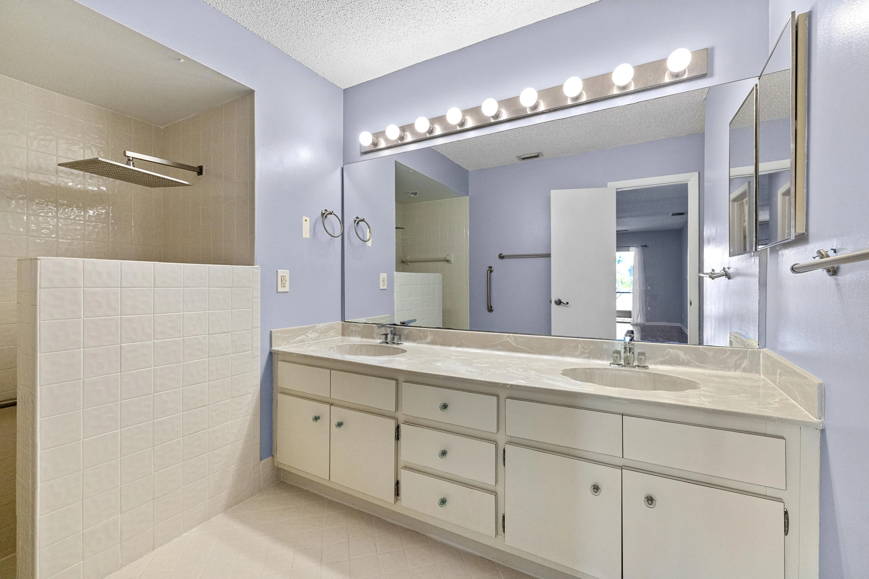 8409 Bonita Isle Dr R-1087