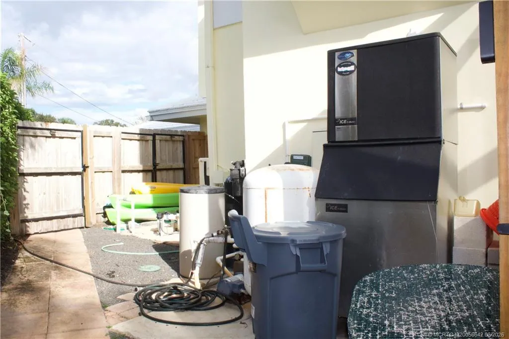 Property photo 35