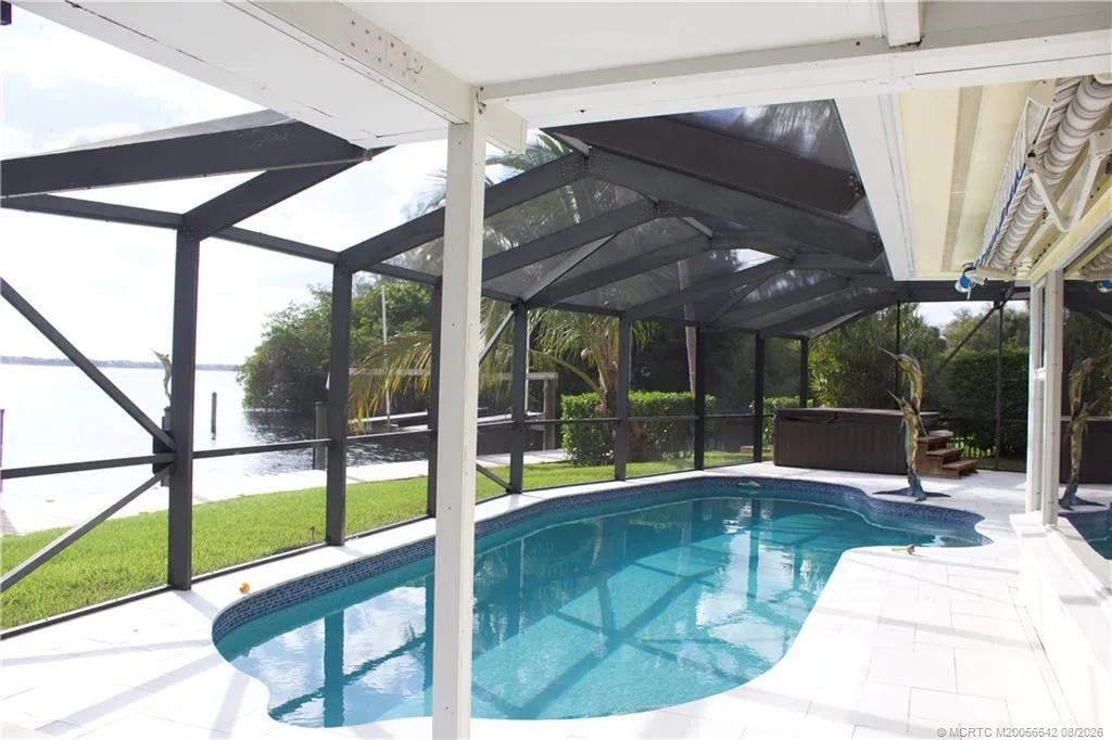 Property photo 37