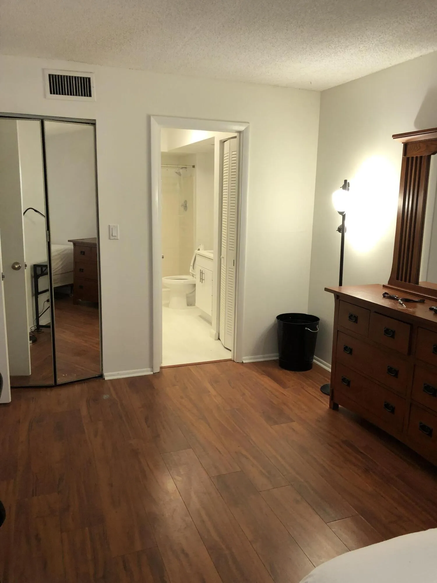 Bedroom 1C