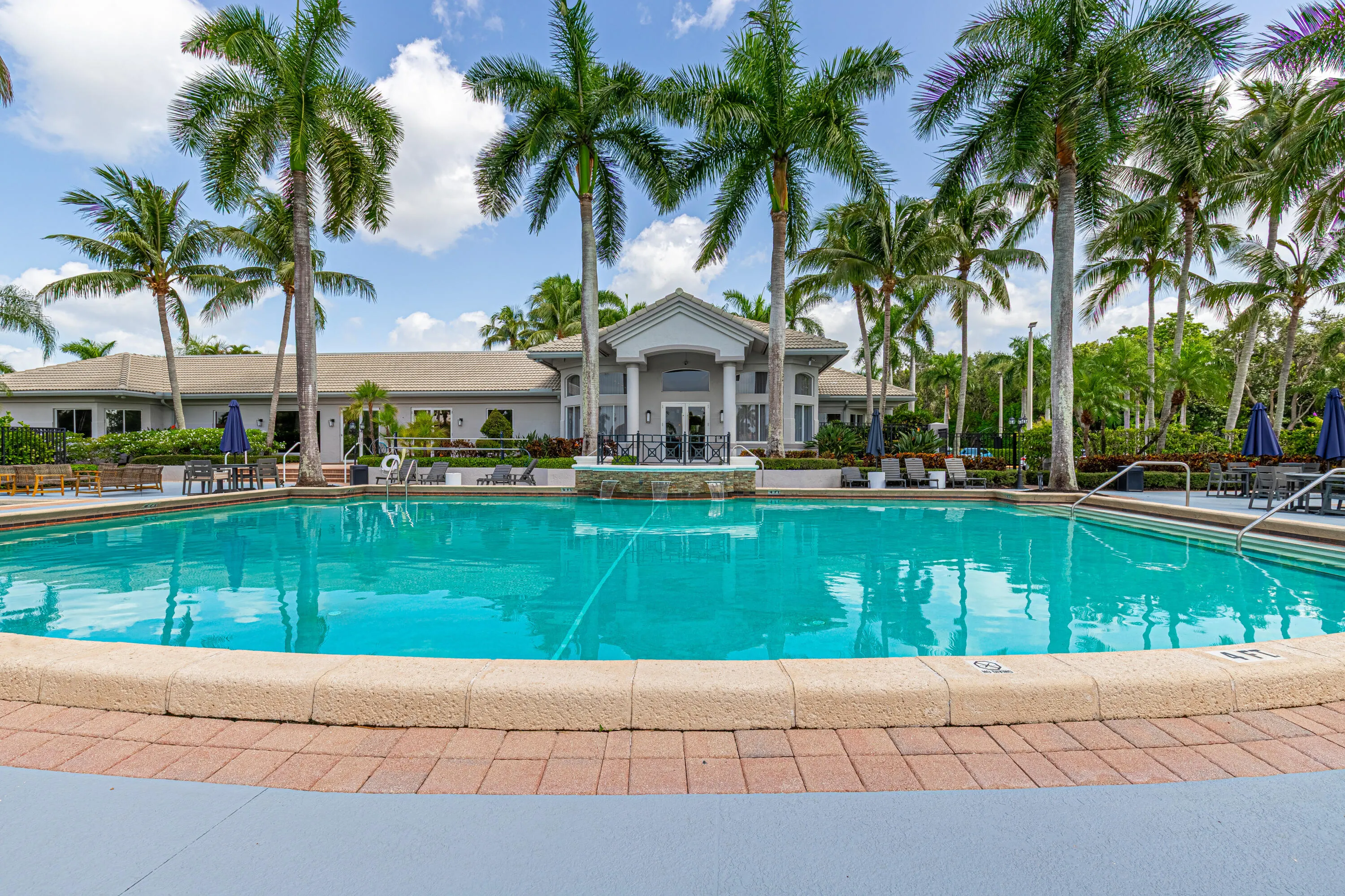 Clubhouse-Pool-D