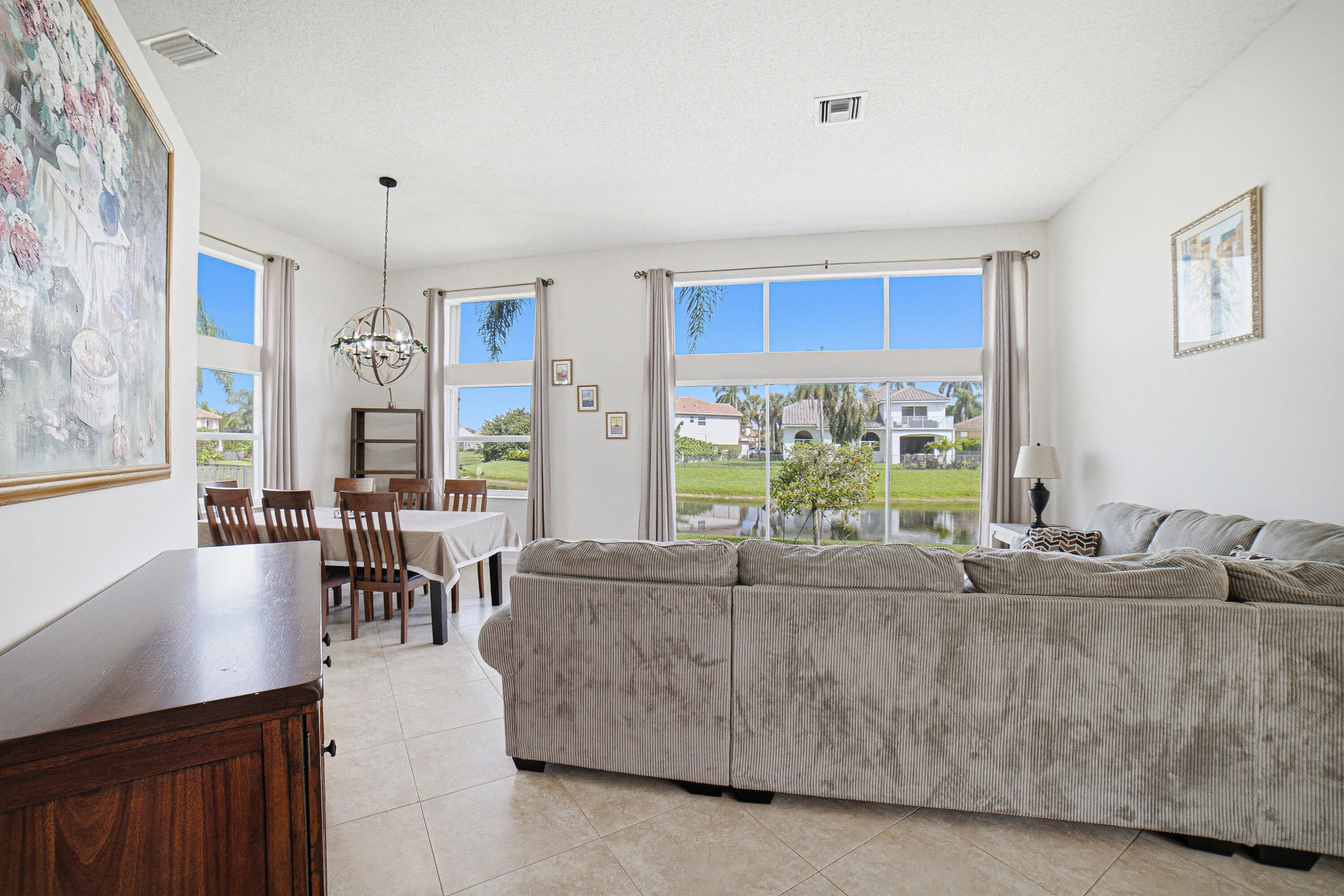 Livingroom-View