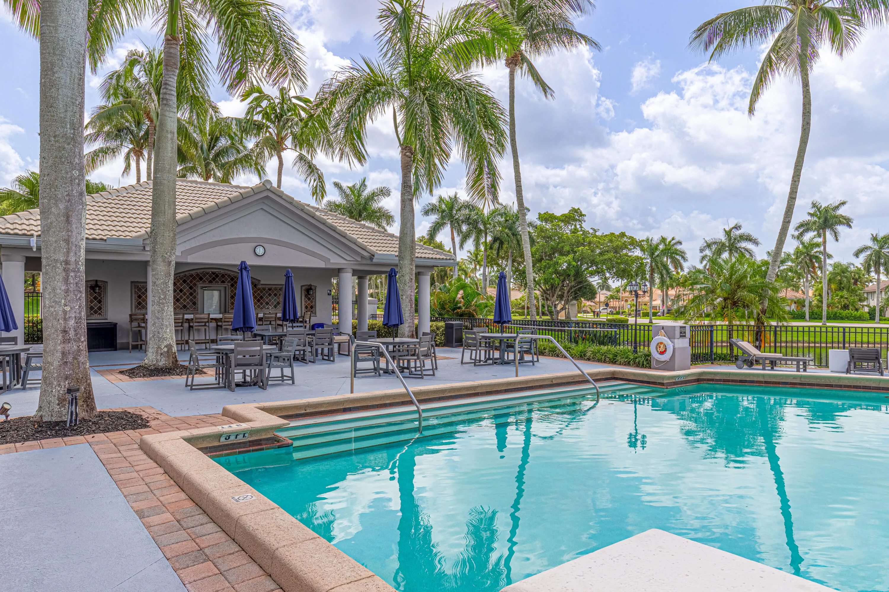Clubhouse-Pool-C