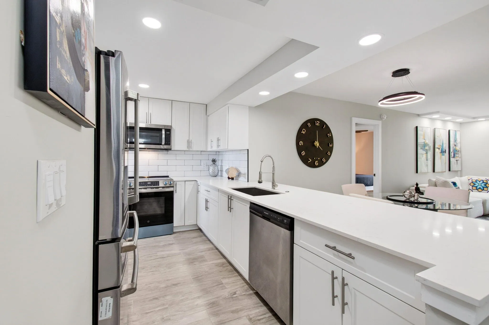 CUSTOM WOOD CABINETS
