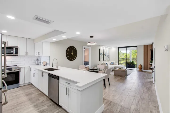 QUARTZ COUNTERS