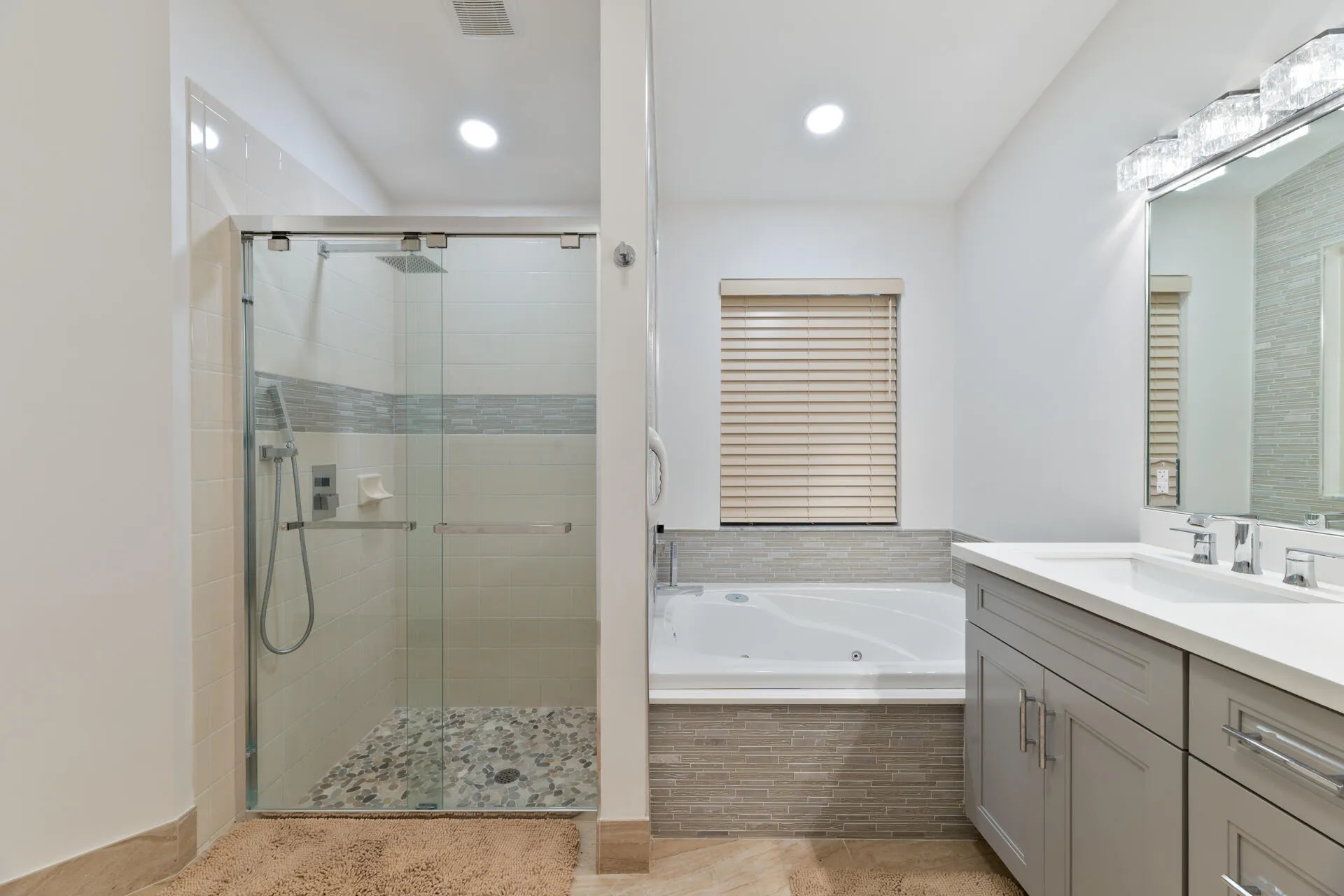 Krauss main bath shower & tub