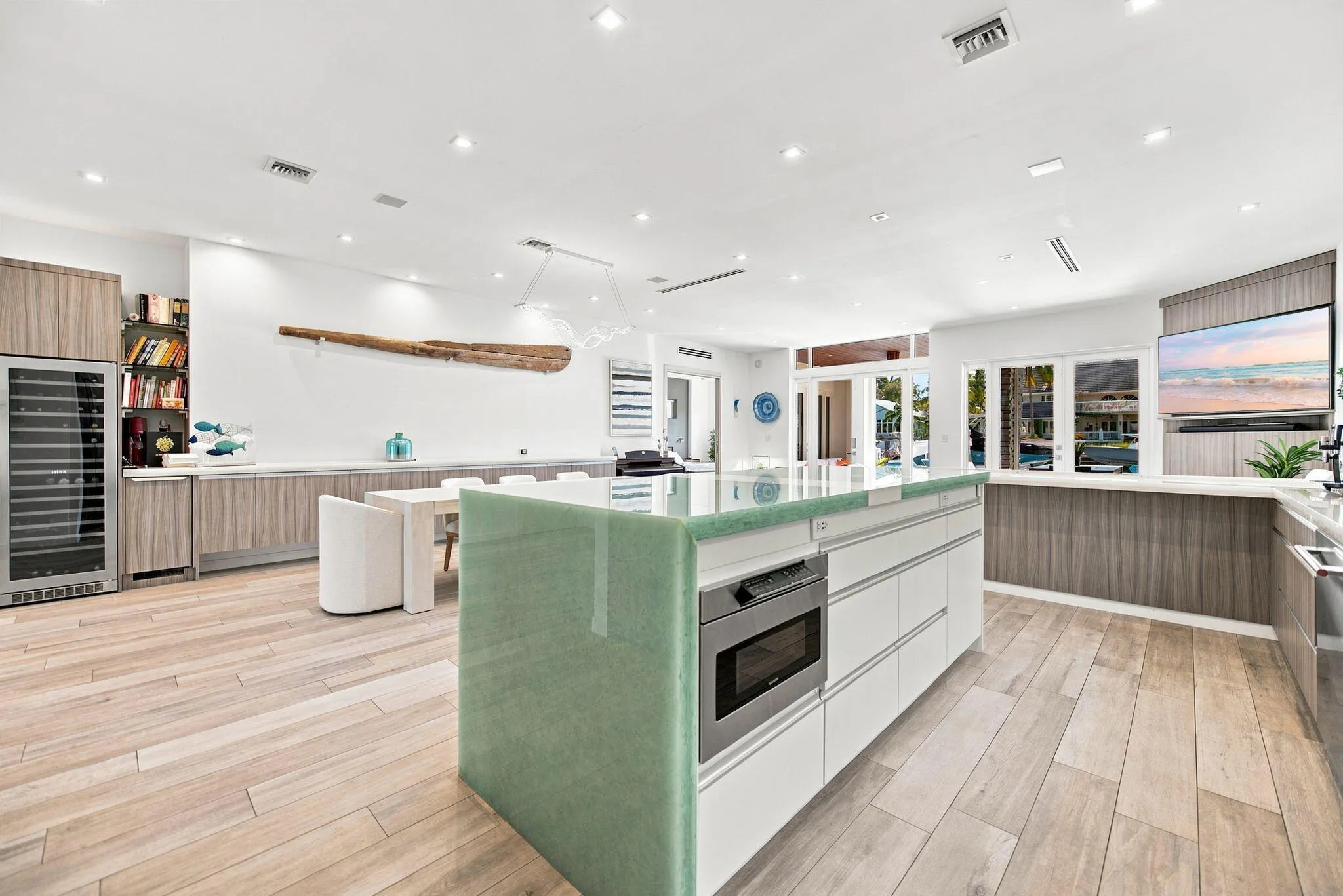 13-web-or-mls-121-s-gordon-rd