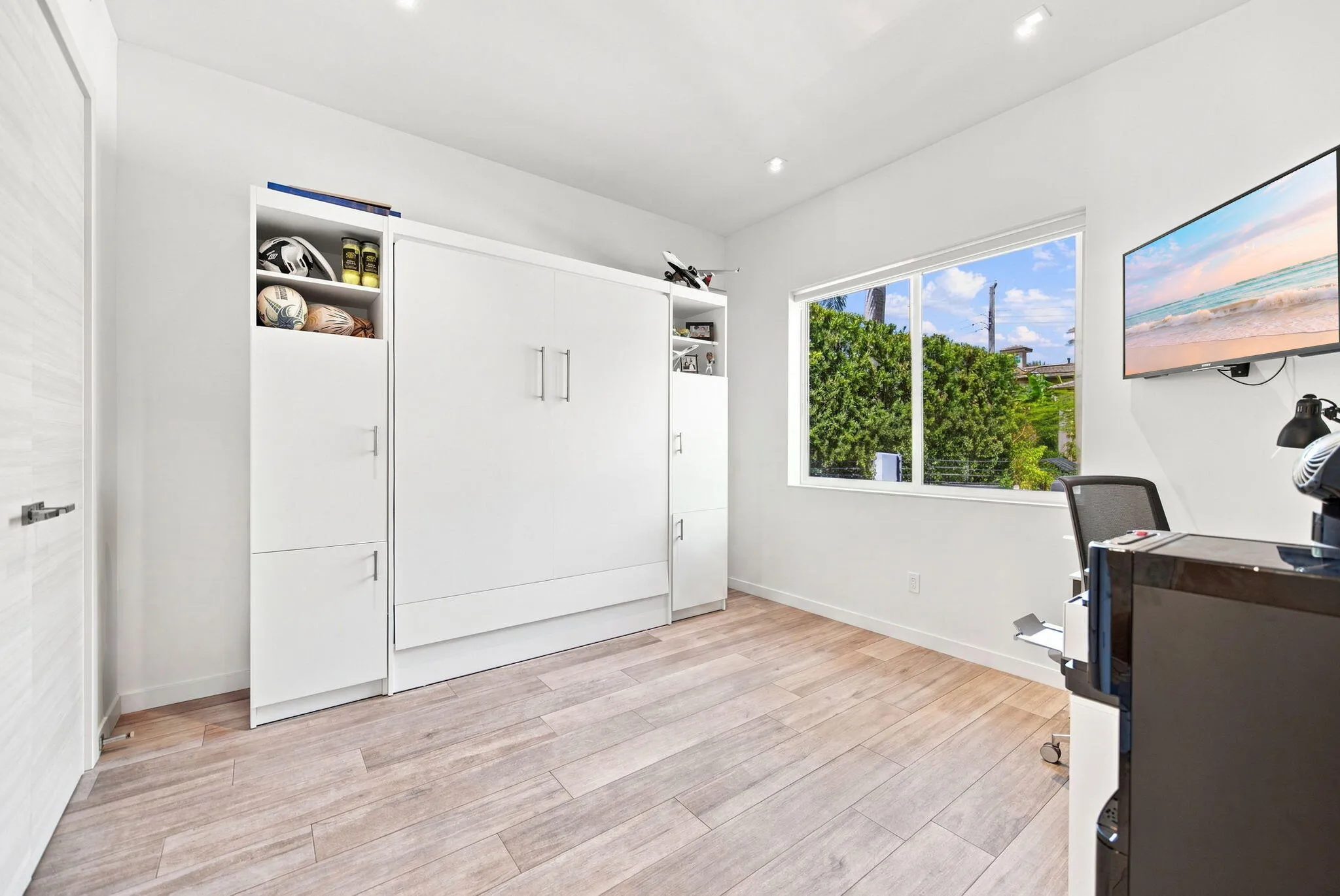 19-web-or-mls-121-s-gordon-rd