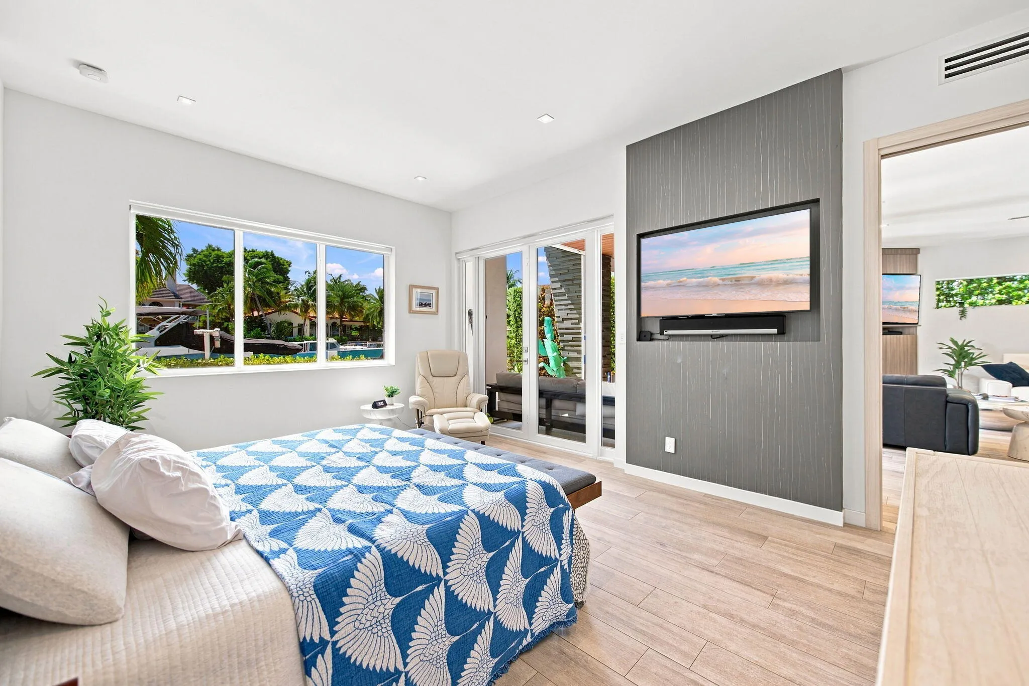 16-web-or-mls-121-s-gordon-rd