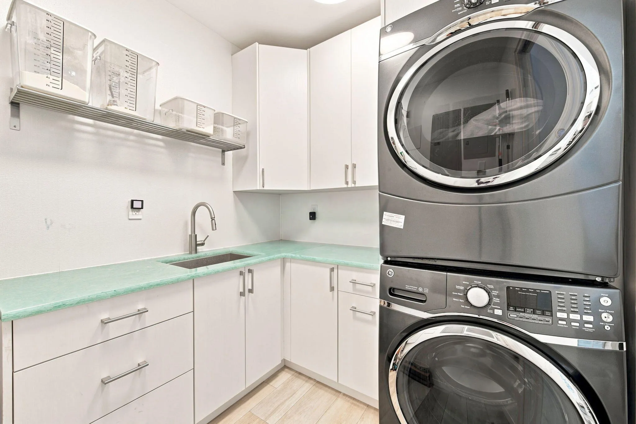 29-web-or-mls-121-s-gordon-rd