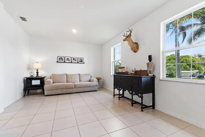 040-5648NWLornaCourt-PortSaintLucie-SMAL