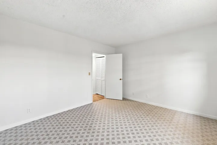 25_453a9208