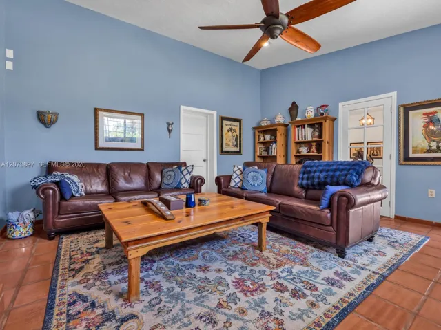 Media Room / Den