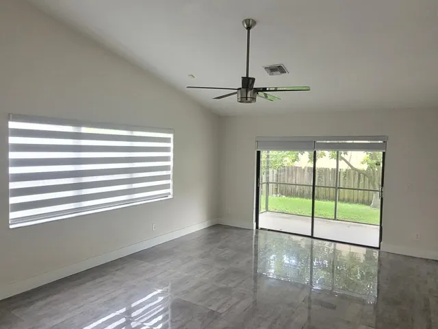 1000039891