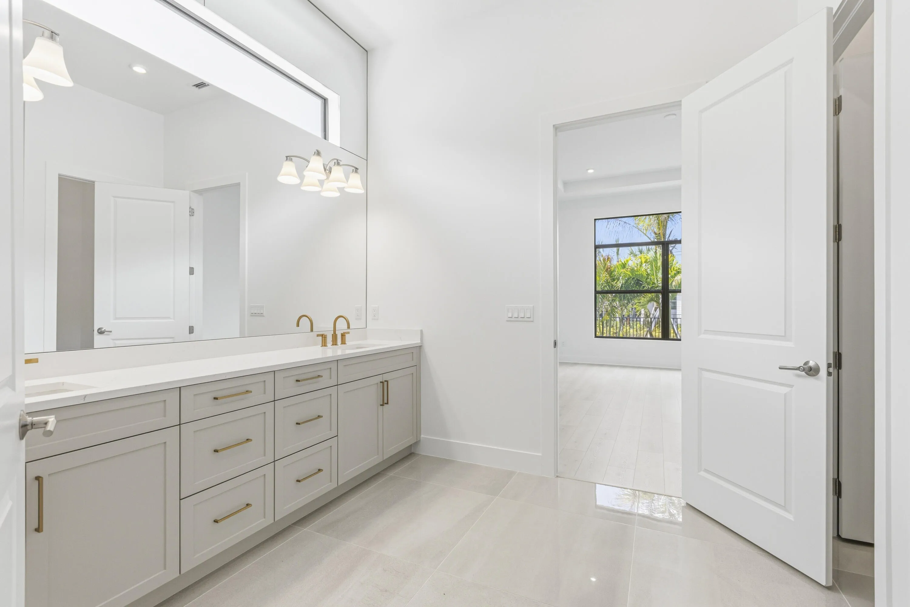 Owner's Bath