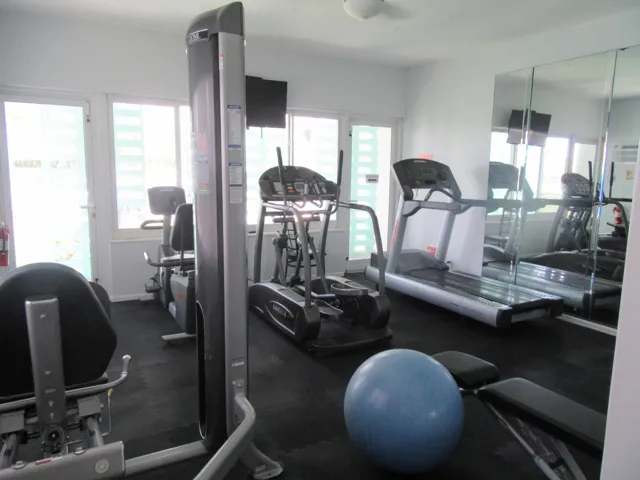 EXERCISE ROOM