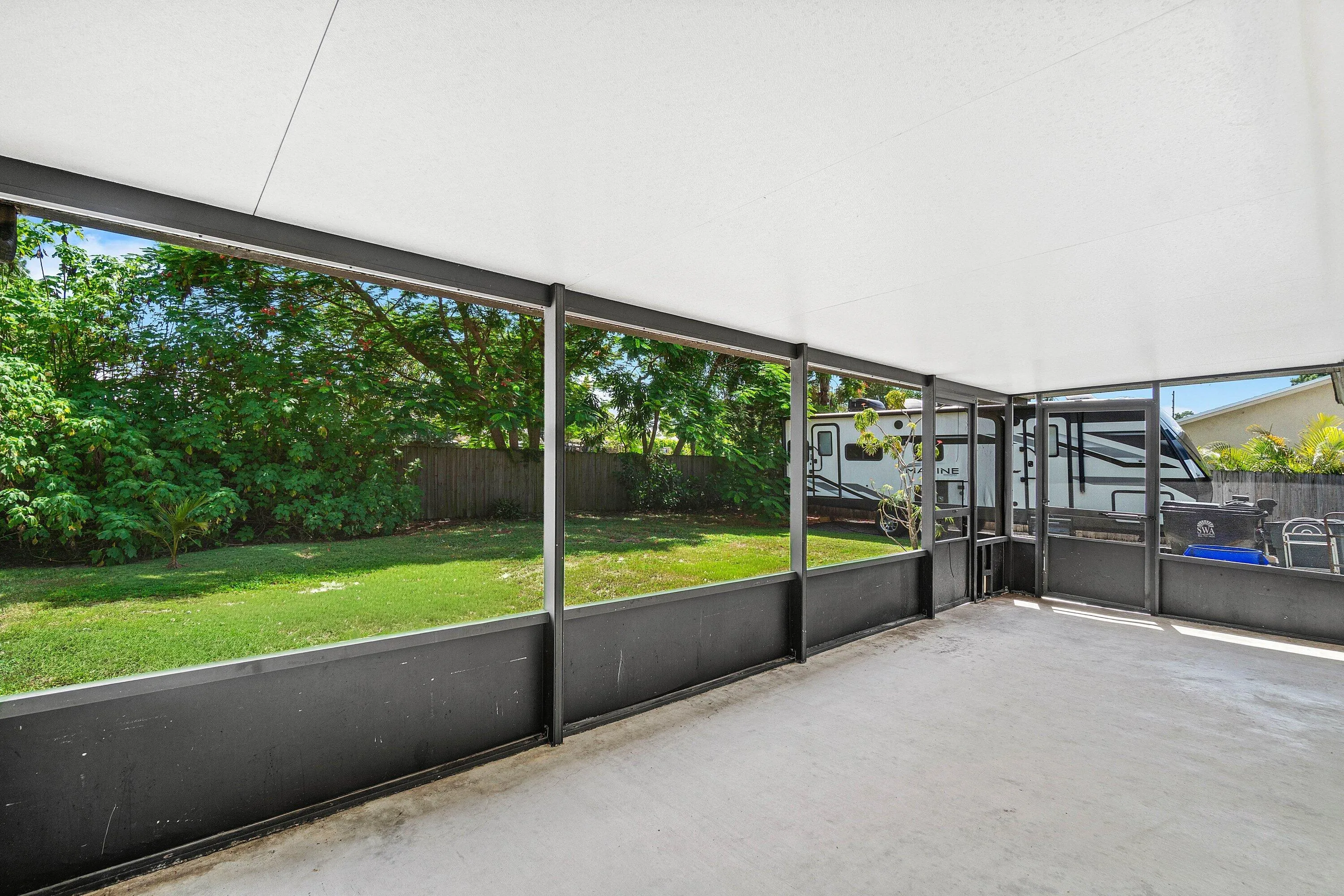 028-7442CanalDrive-FL-33467-SMALL