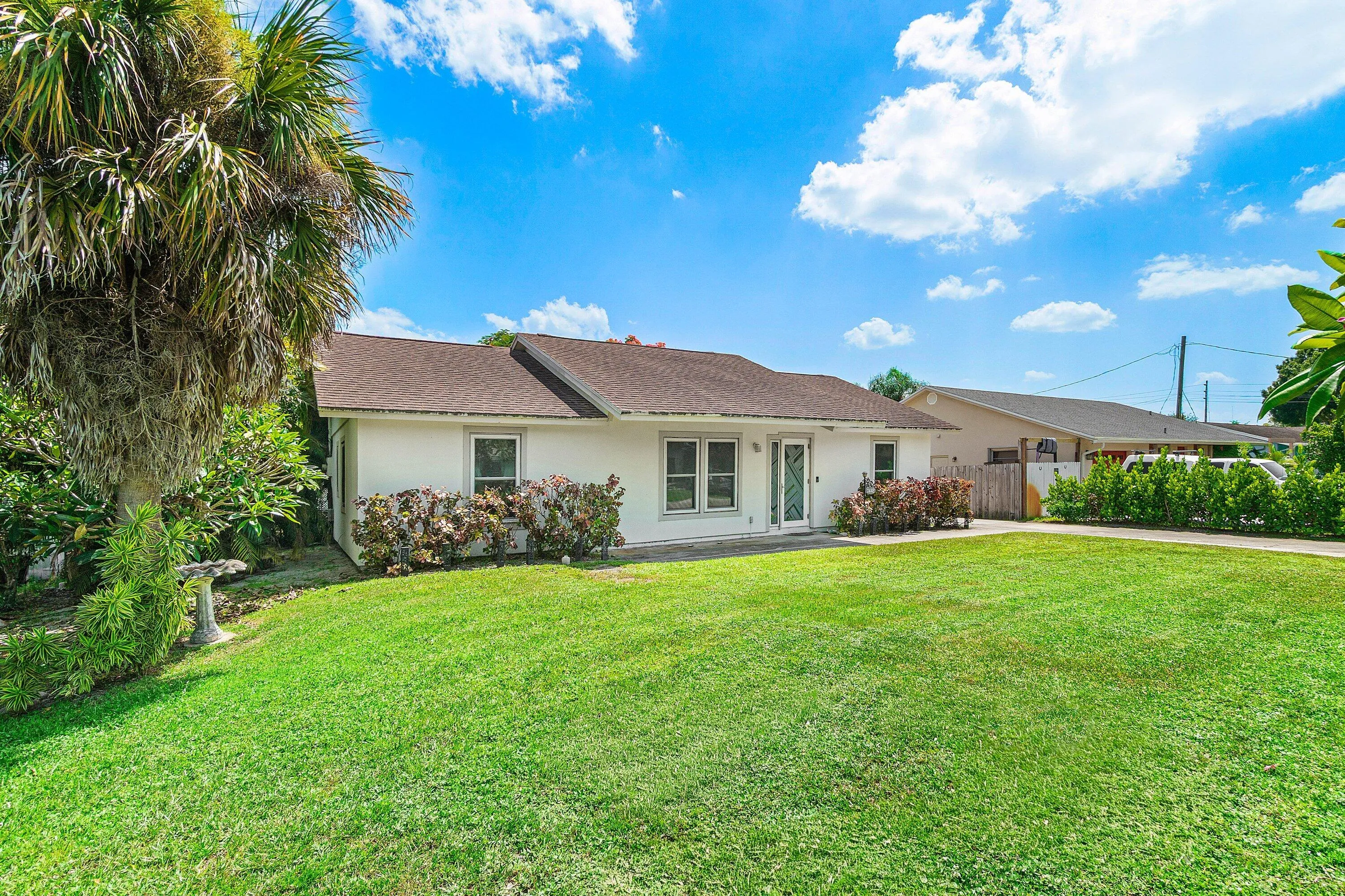 004-7442CanalDrive-FL-33467-SMALL