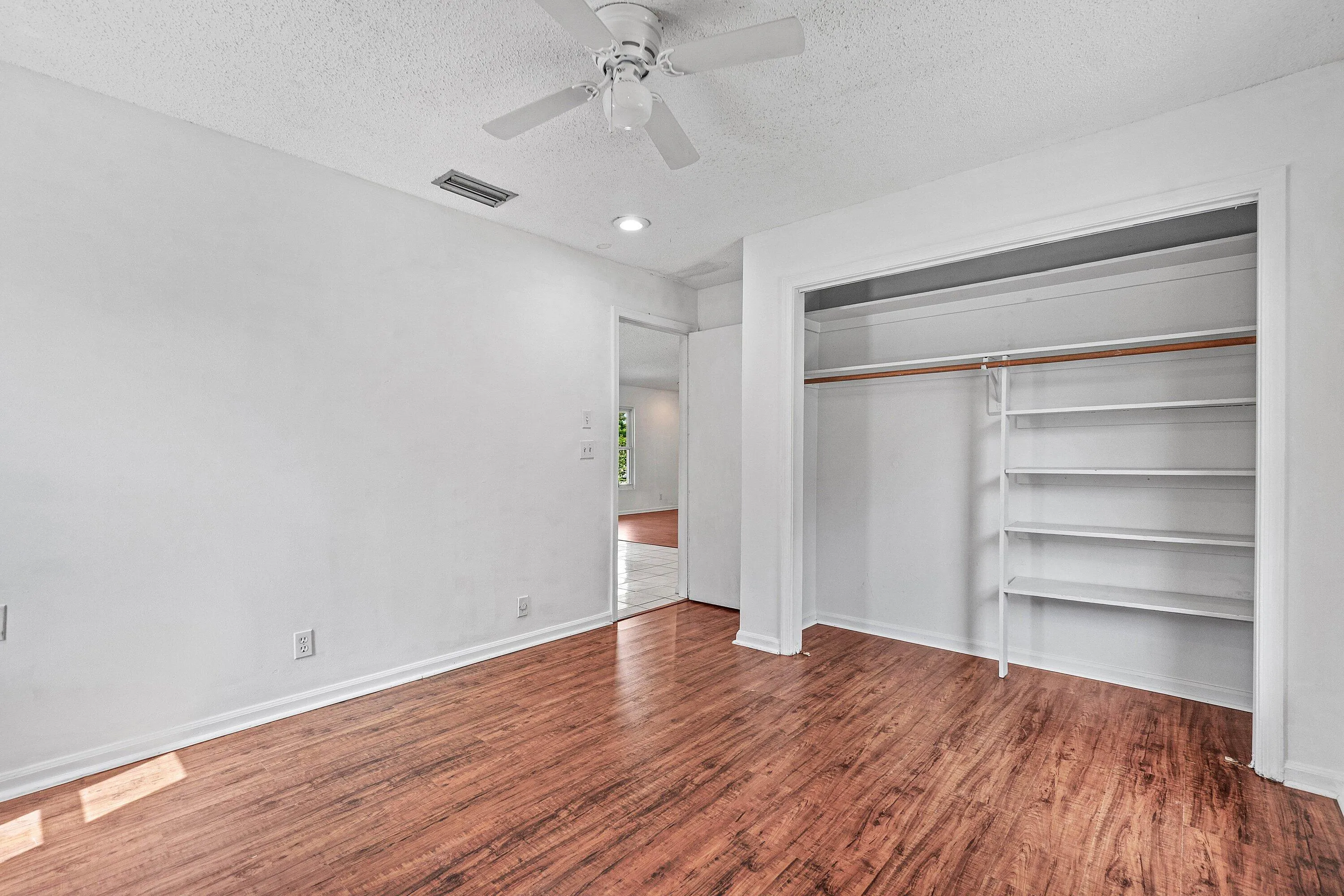 026-7442CanalDrive-FL-33467-SMALL
