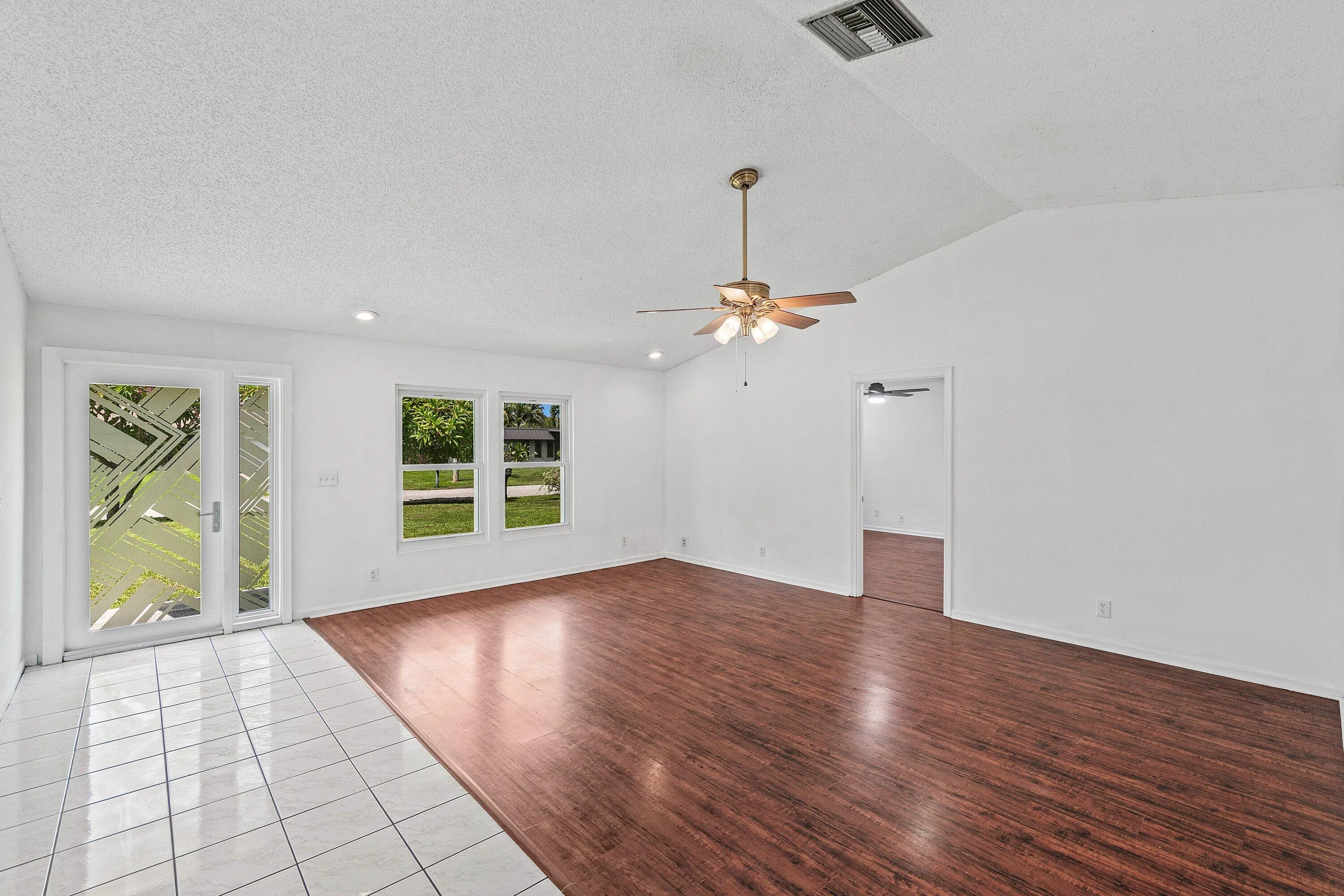 006-7442CanalDrive-FL-33467-SMALL