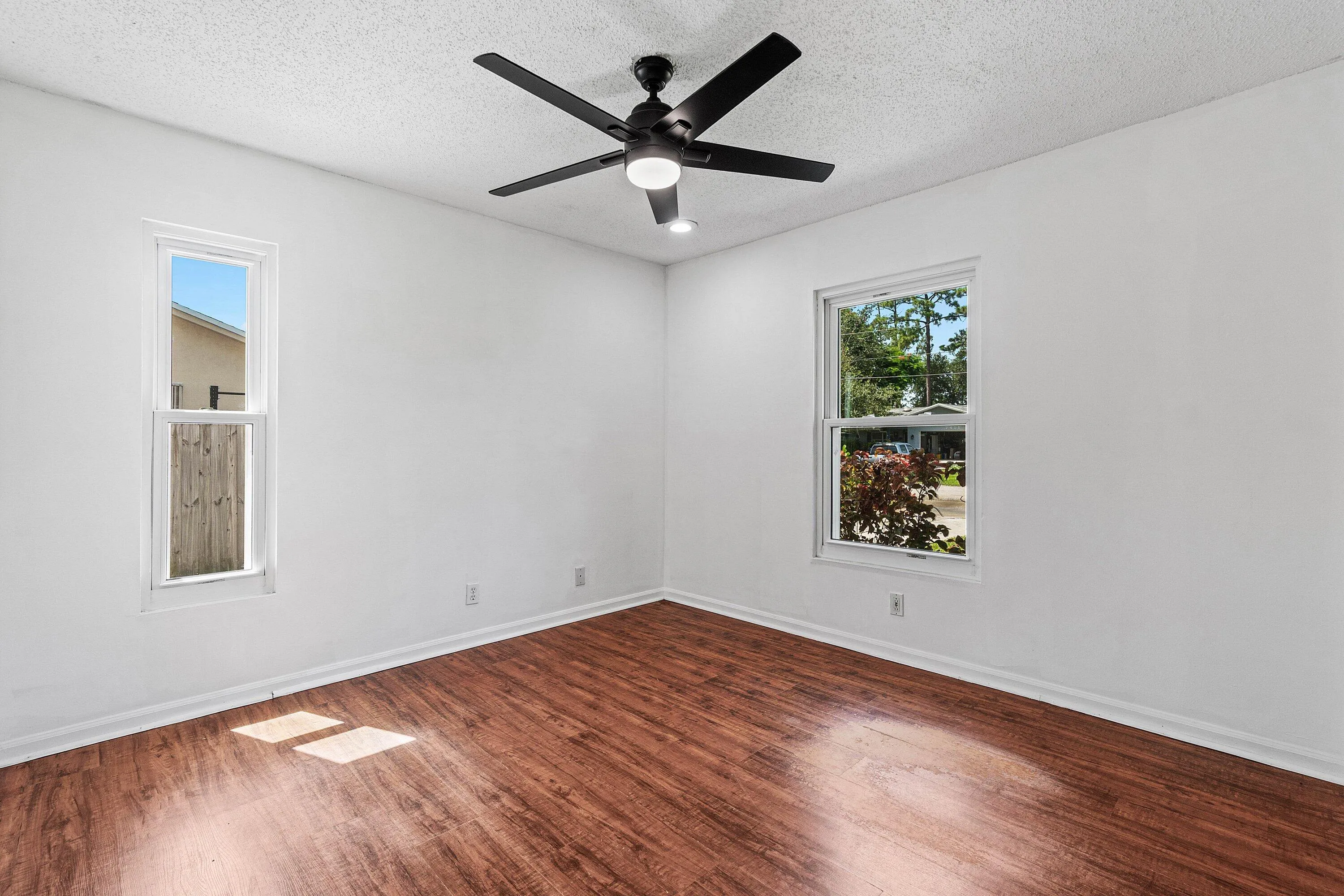 023-7442CanalDrive-FL-33467-SMALL