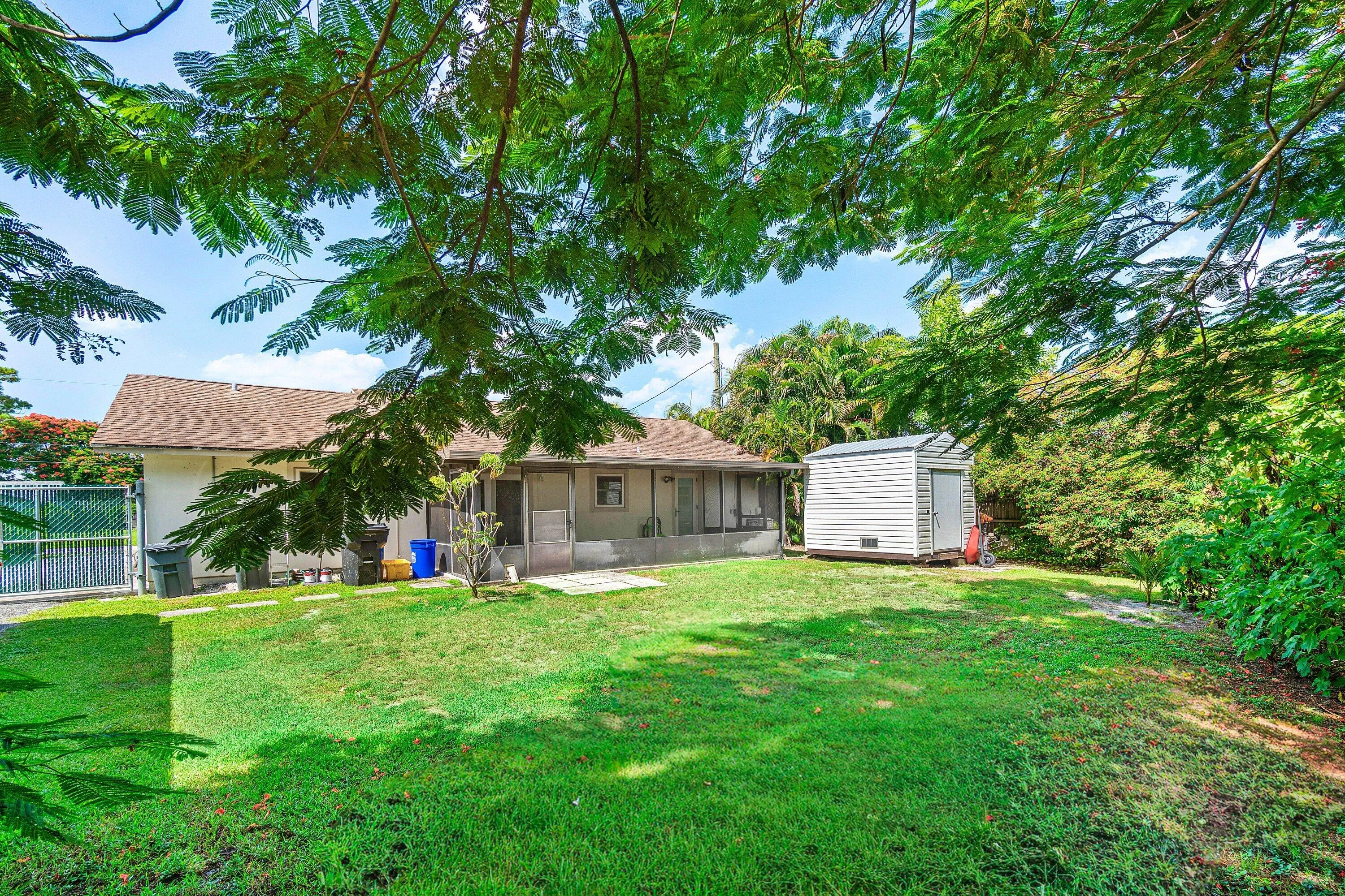 030-7442CanalDrive-FL-33467-SMALL