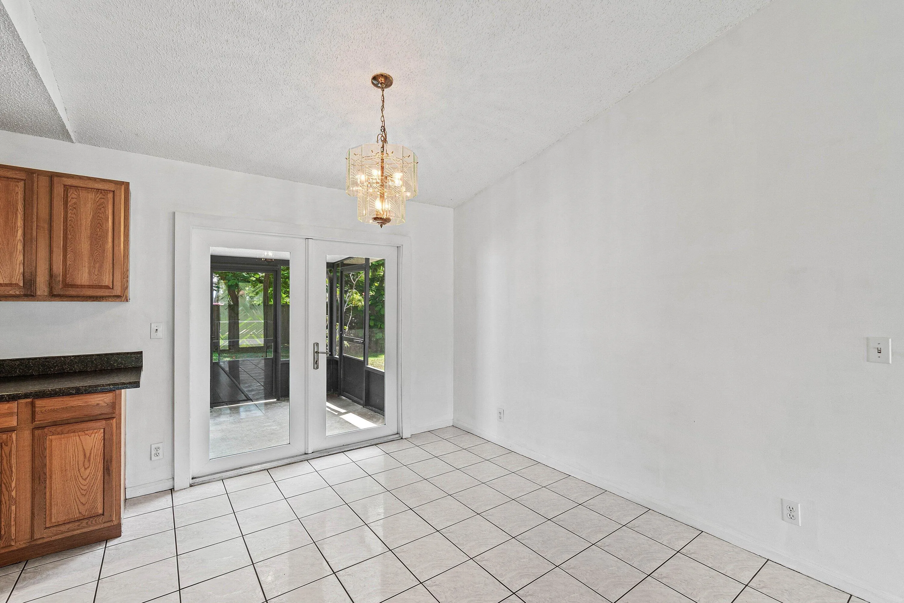 010-7442CanalDrive-FL-33467-SMALL