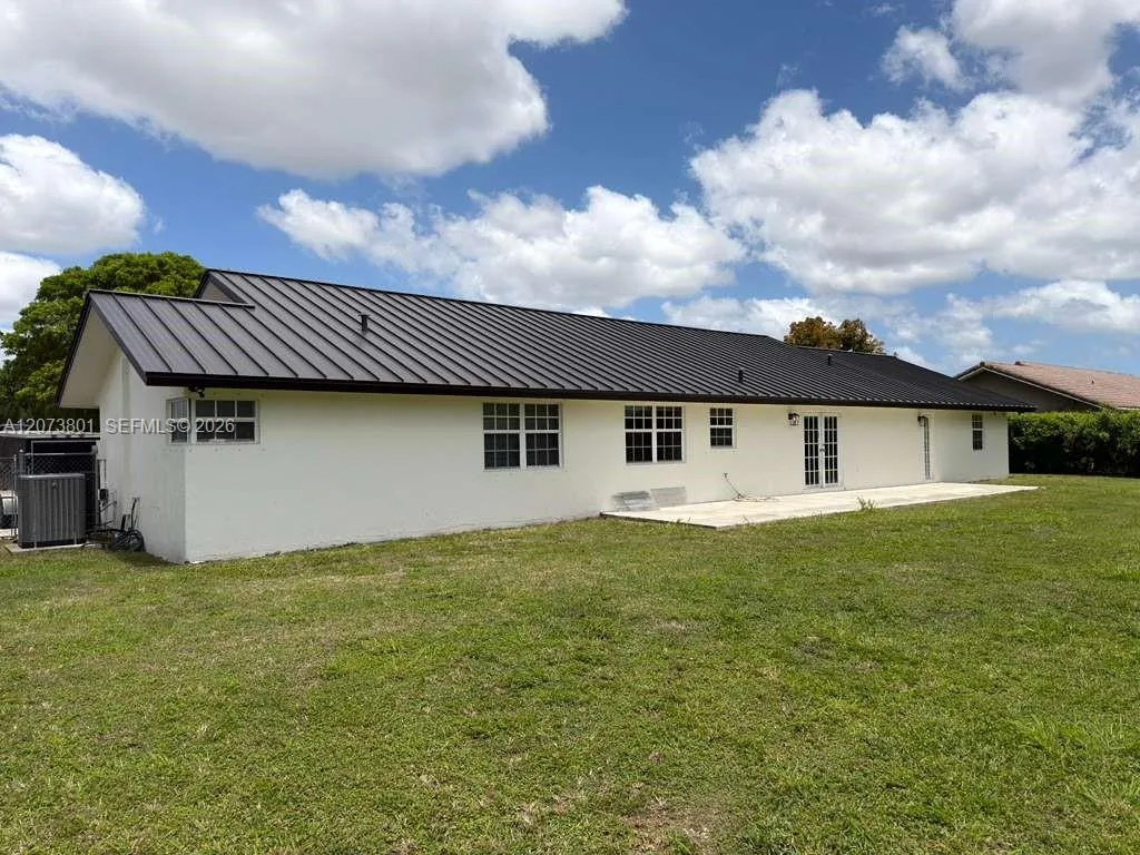 Property photo 33