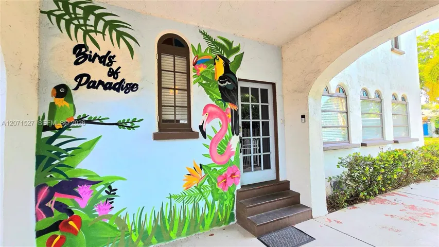 The Birds of Paradise Estate