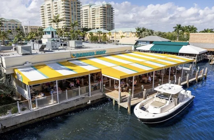 Restaurant by the water
