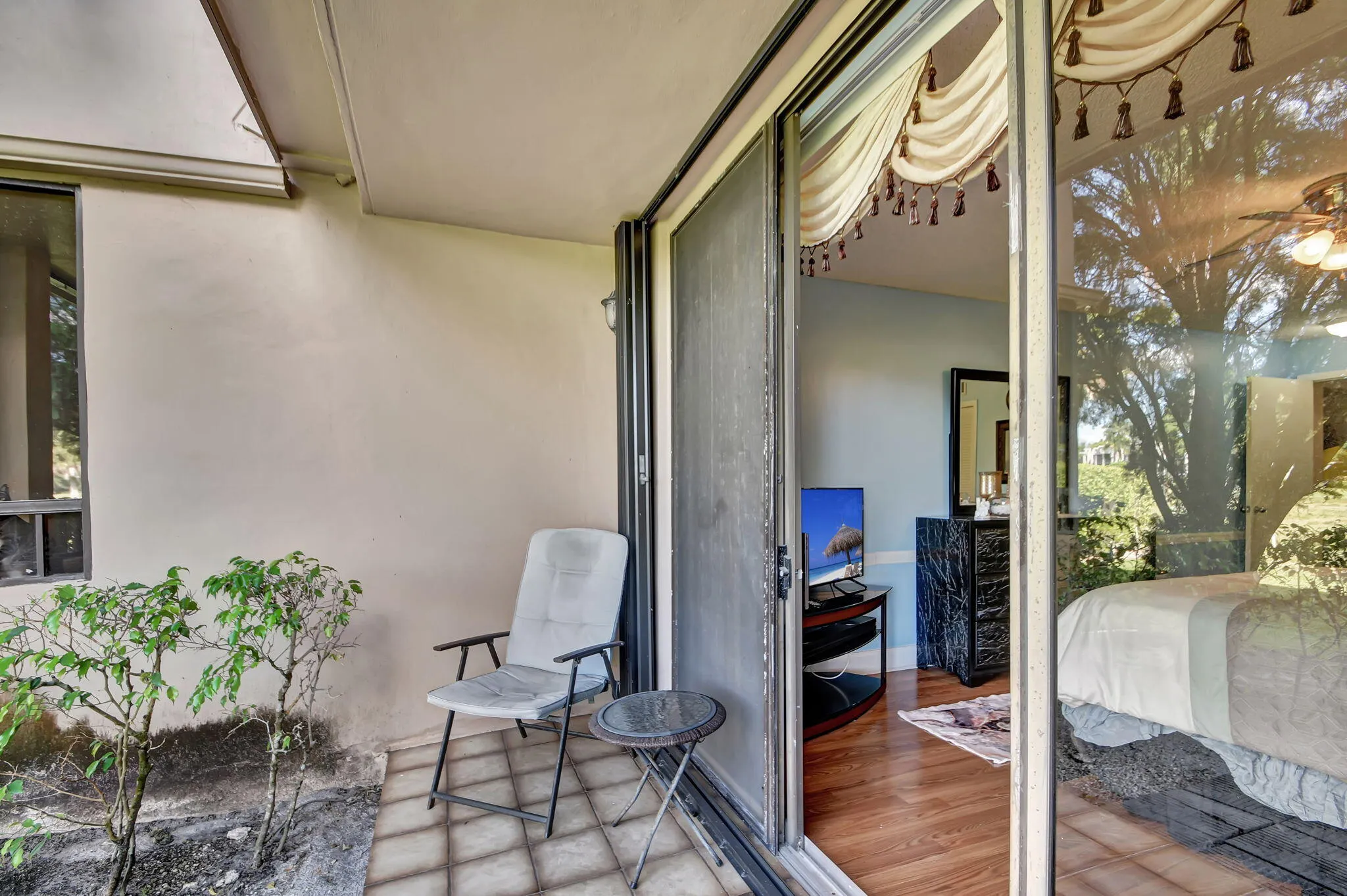 32-web-or-mls-Apartment (32)