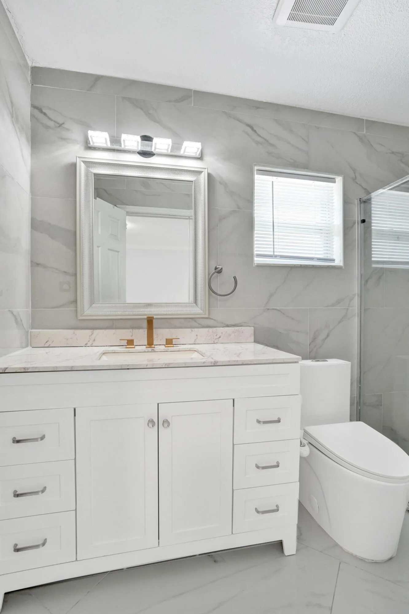 05 MasterBath 2