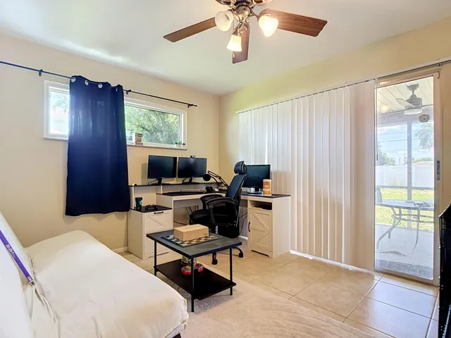 1832 SE Van Loon Terrace-46